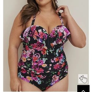 NWT Torrid, UNDERWIRE SWIM ONE PIECE - FLORAL Plus 4X DD/F